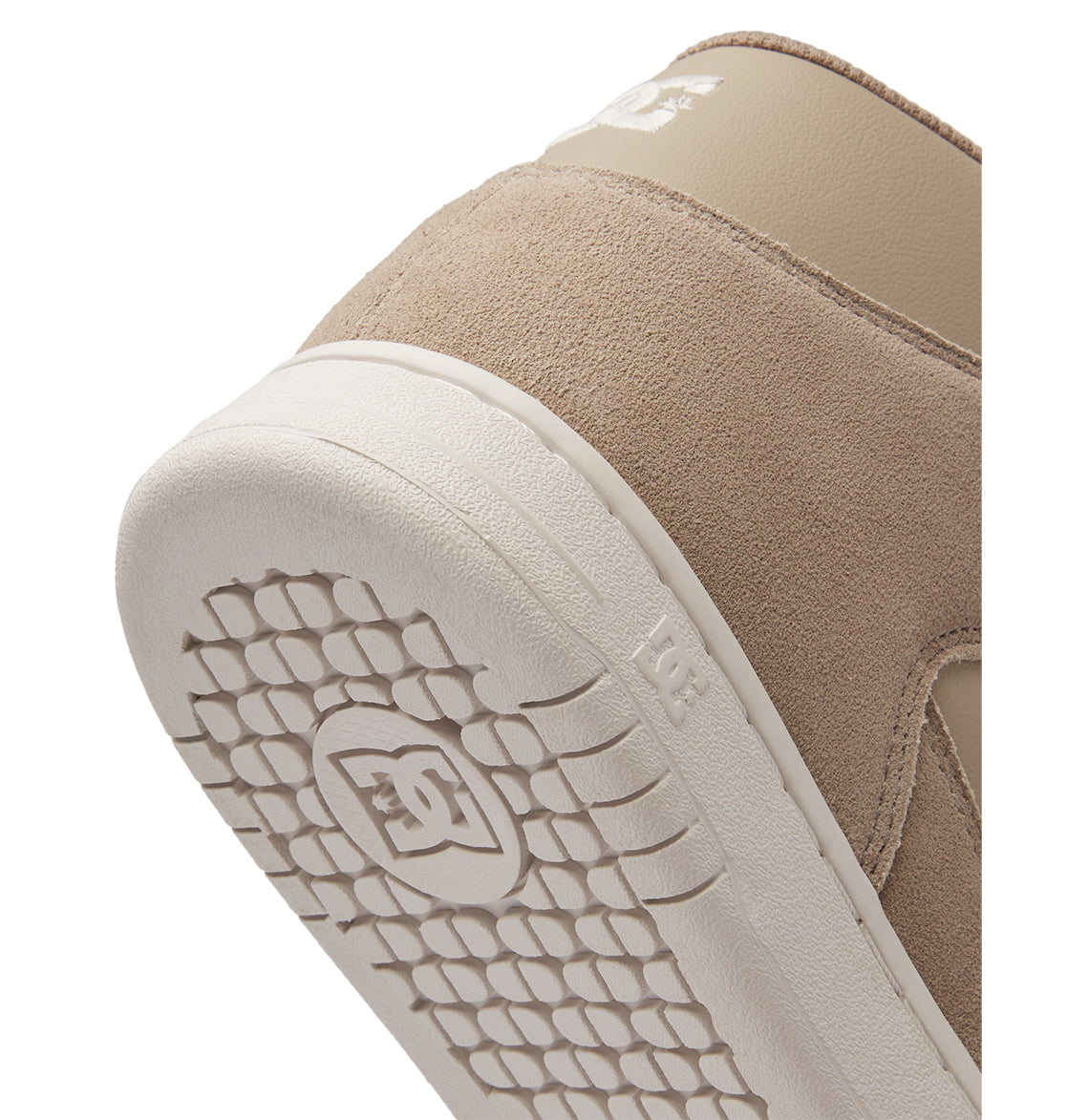 adjs100164_dcshoes_tan-4.jpg